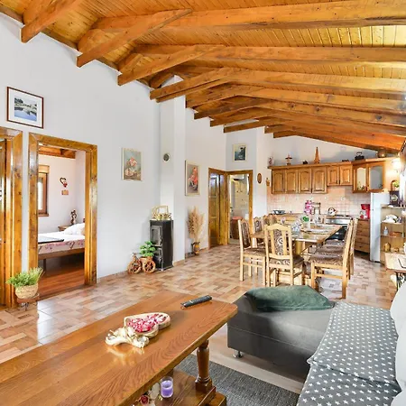 Serena With Pool Вилла *